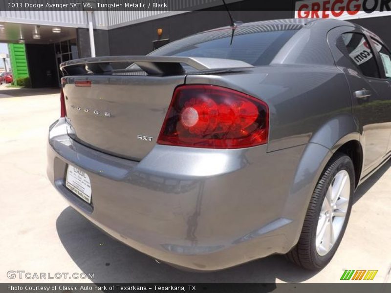 Tungsten Metallic / Black 2013 Dodge Avenger SXT V6