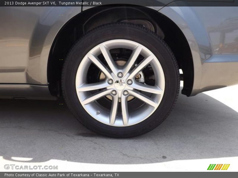 Tungsten Metallic / Black 2013 Dodge Avenger SXT V6