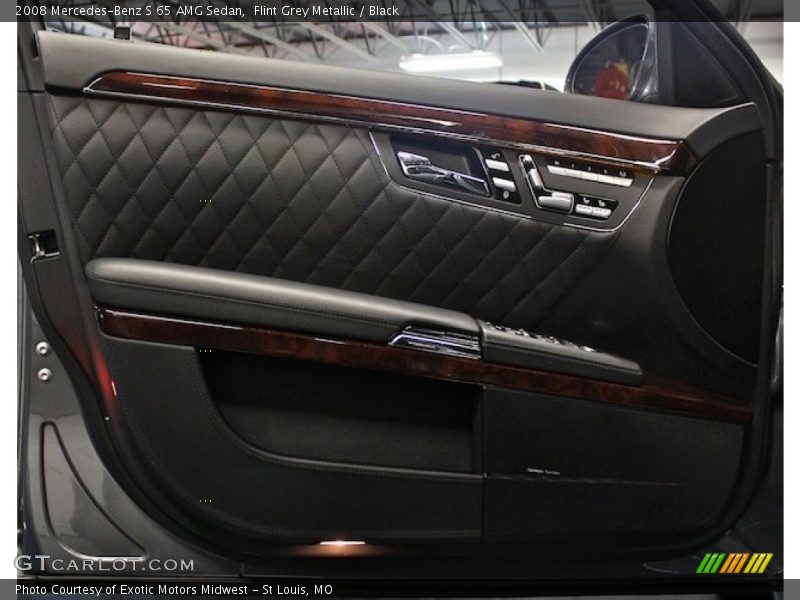 Door Panel of 2008 S 65 AMG Sedan