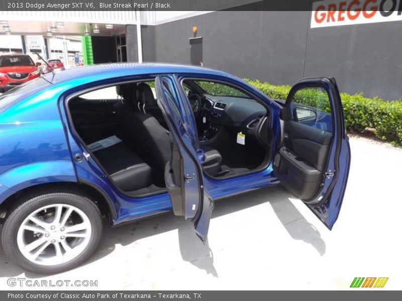 Blue Streak Pearl / Black 2013 Dodge Avenger SXT V6