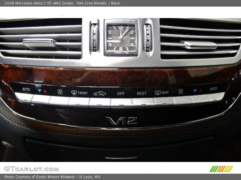 Controls of 2008 S 65 AMG Sedan