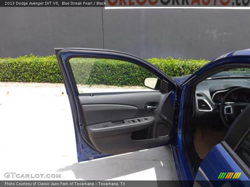 Blue Streak Pearl / Black 2013 Dodge Avenger SXT V6