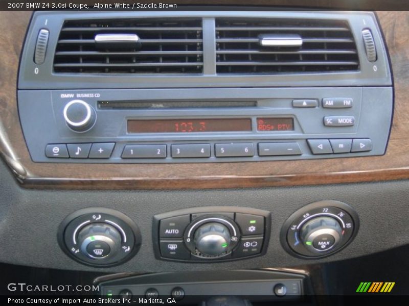 Controls of 2007 Z4 3.0si Coupe