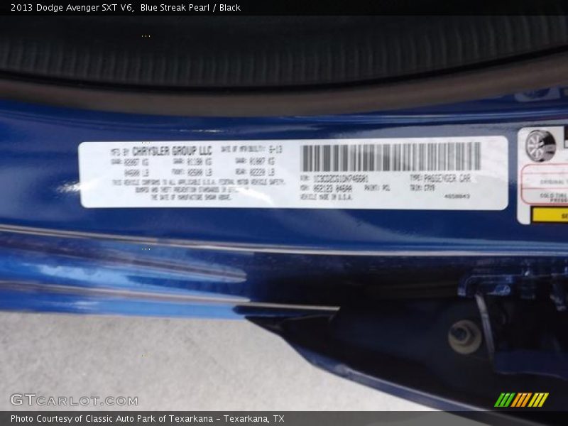 Blue Streak Pearl / Black 2013 Dodge Avenger SXT V6