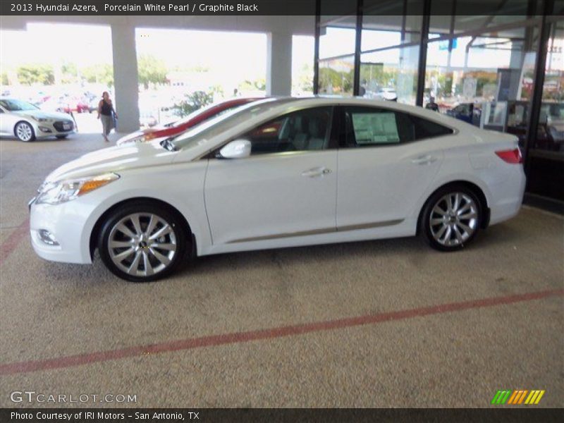 Porcelain White Pearl / Graphite Black 2013 Hyundai Azera