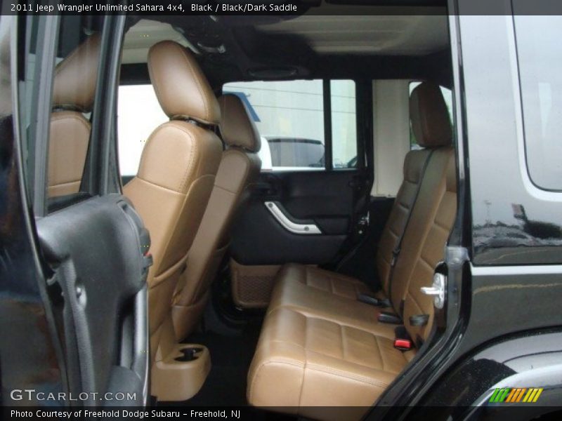 Black / Black/Dark Saddle 2011 Jeep Wrangler Unlimited Sahara 4x4