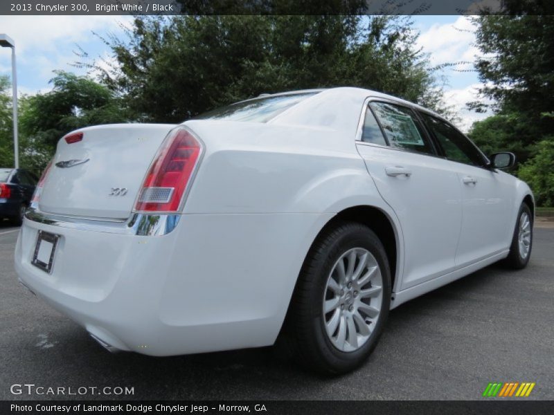 Bright White / Black 2013 Chrysler 300
