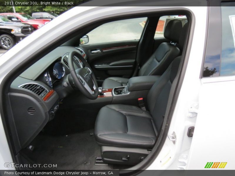 Bright White / Black 2013 Chrysler 300