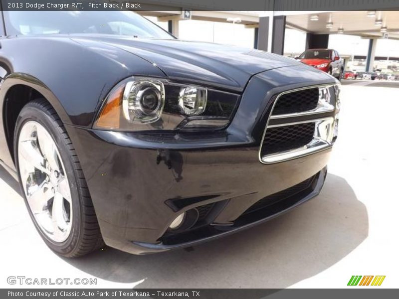 Pitch Black / Black 2013 Dodge Charger R/T