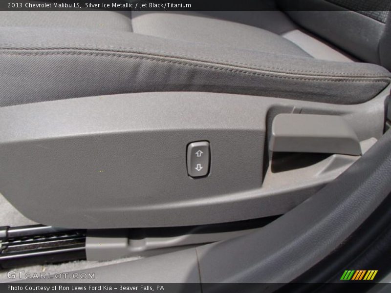 Silver Ice Metallic / Jet Black/Titanium 2013 Chevrolet Malibu LS