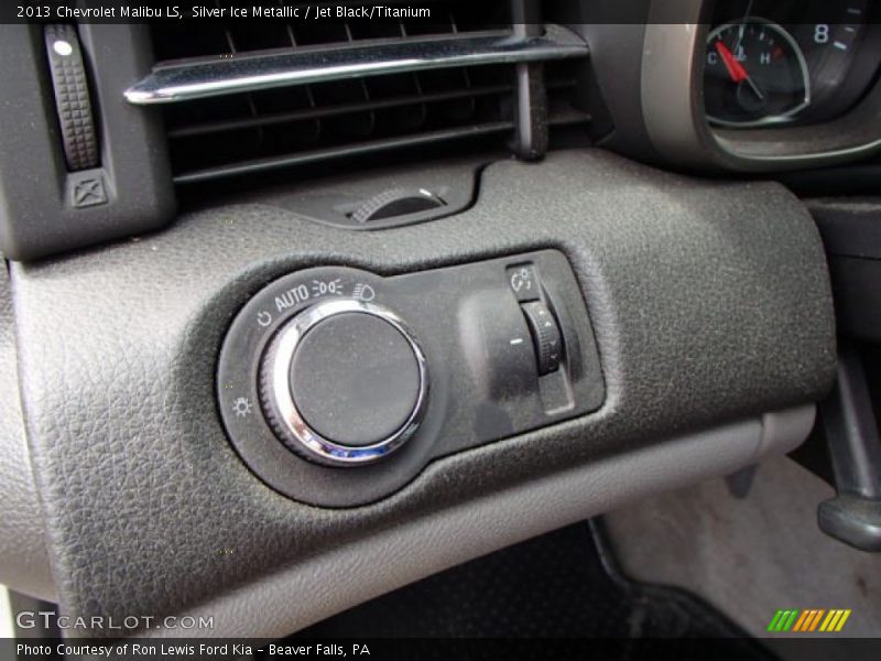 Silver Ice Metallic / Jet Black/Titanium 2013 Chevrolet Malibu LS