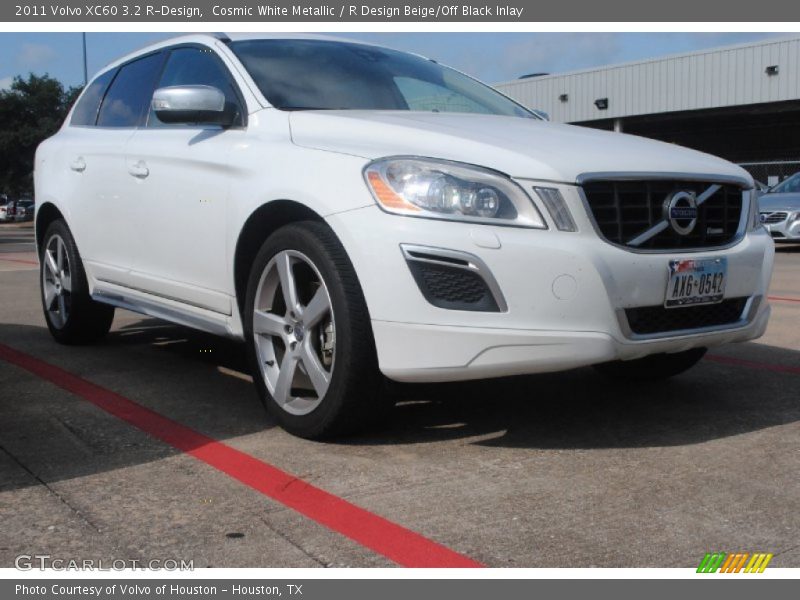 Cosmic White Metallic / R Design Beige/Off Black Inlay 2011 Volvo XC60 3.2 R-Design