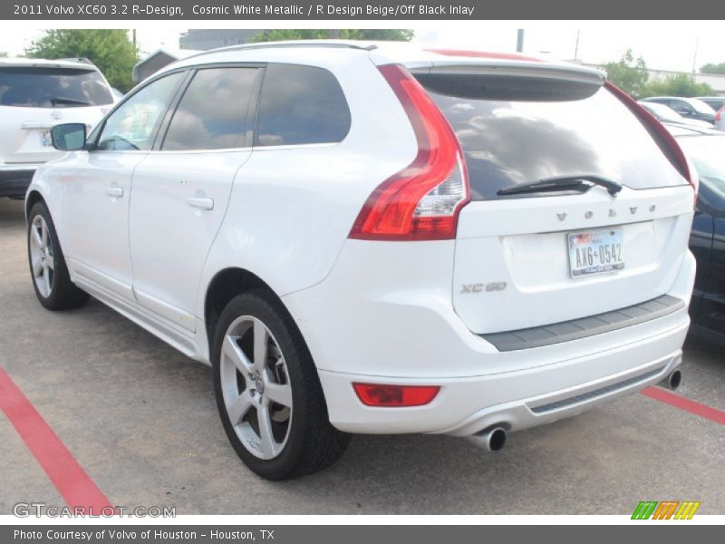 Cosmic White Metallic / R Design Beige/Off Black Inlay 2011 Volvo XC60 3.2 R-Design