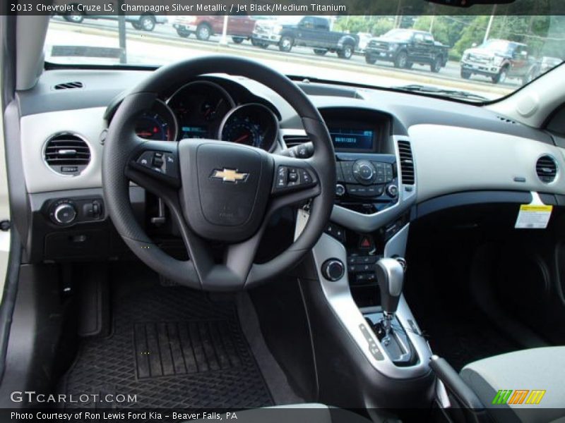 Champagne Silver Metallic / Jet Black/Medium Titanium 2013 Chevrolet Cruze LS