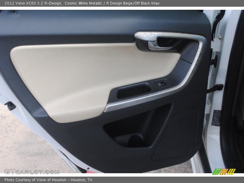 Door Panel of 2011 XC60 3.2 R-Design