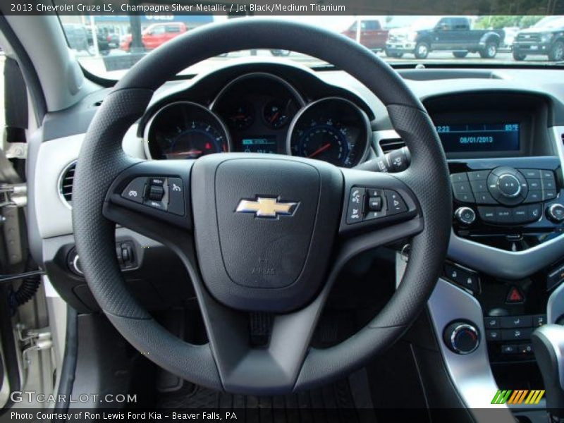 Champagne Silver Metallic / Jet Black/Medium Titanium 2013 Chevrolet Cruze LS