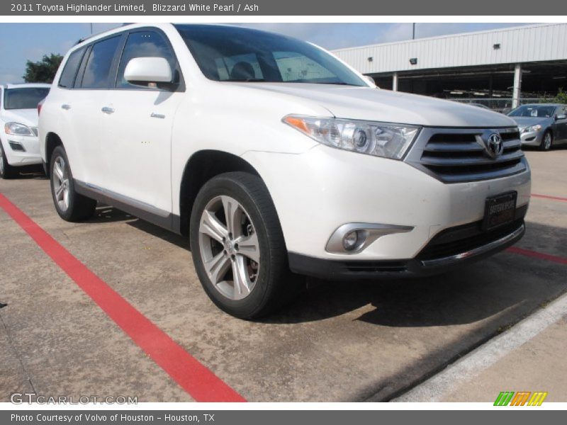 Blizzard White Pearl / Ash 2011 Toyota Highlander Limited