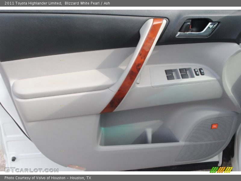 Blizzard White Pearl / Ash 2011 Toyota Highlander Limited