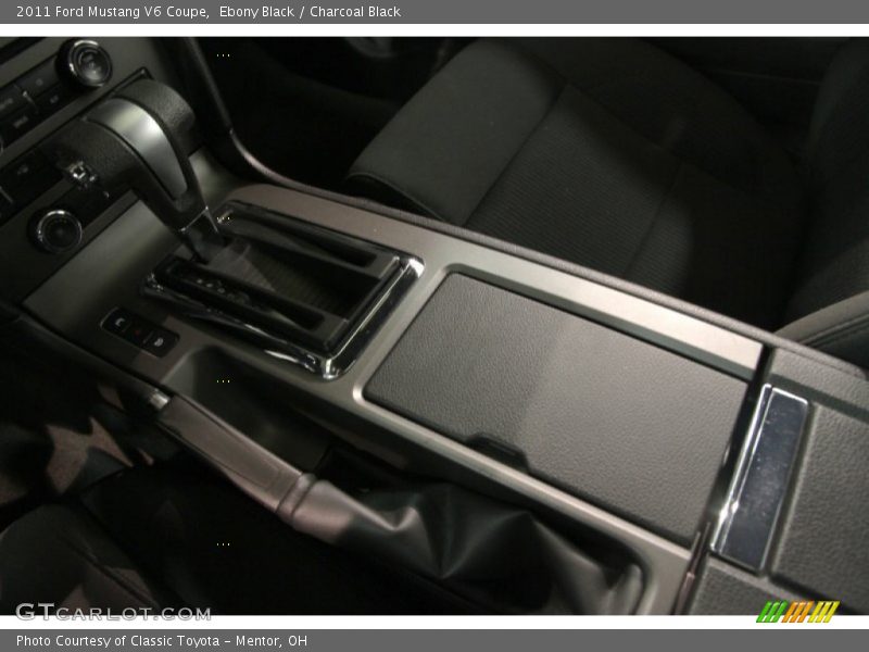 Ebony Black / Charcoal Black 2011 Ford Mustang V6 Coupe