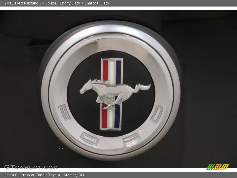 Ebony Black / Charcoal Black 2011 Ford Mustang V6 Coupe