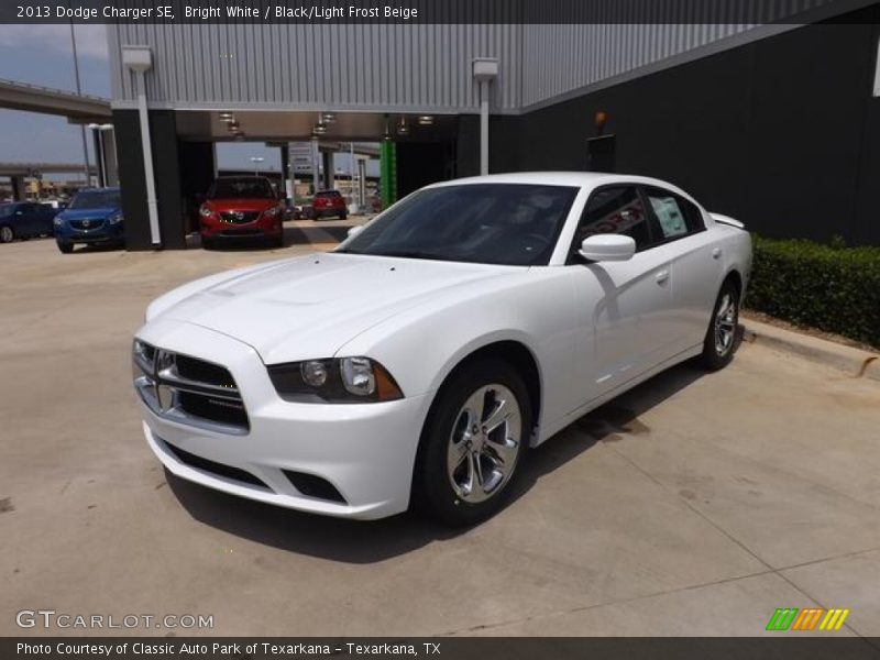 Bright White / Black/Light Frost Beige 2013 Dodge Charger SE