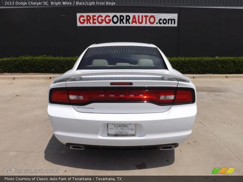 Bright White / Black/Light Frost Beige 2013 Dodge Charger SE
