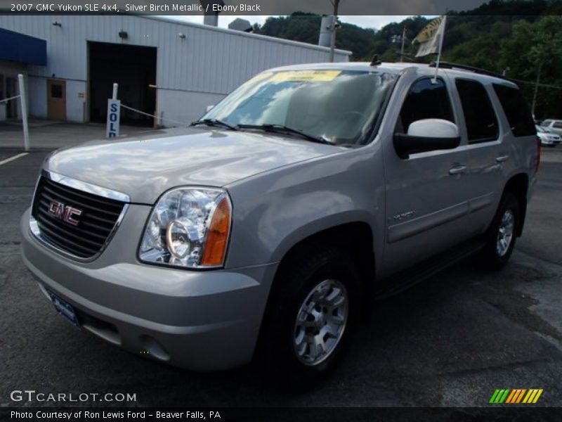 Silver Birch Metallic / Ebony Black 2007 GMC Yukon SLE 4x4