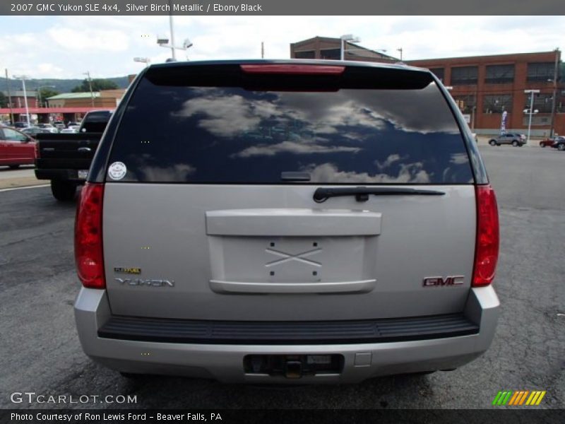 Silver Birch Metallic / Ebony Black 2007 GMC Yukon SLE 4x4