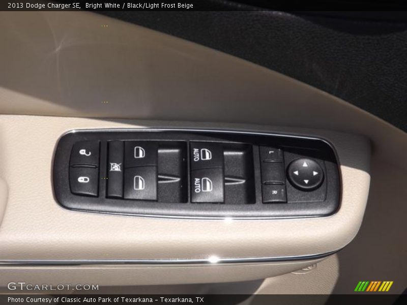 Bright White / Black/Light Frost Beige 2013 Dodge Charger SE