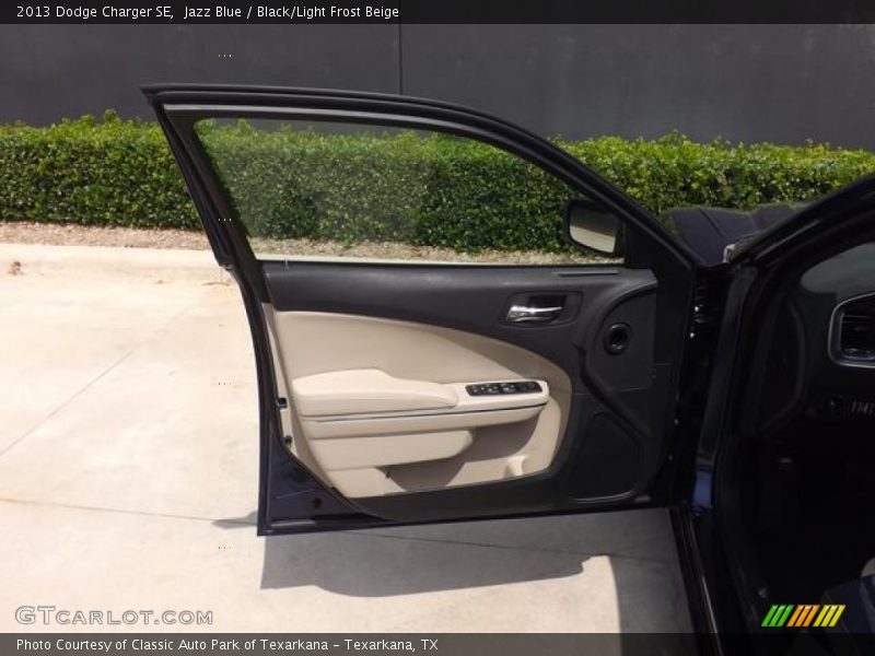 Jazz Blue / Black/Light Frost Beige 2013 Dodge Charger SE