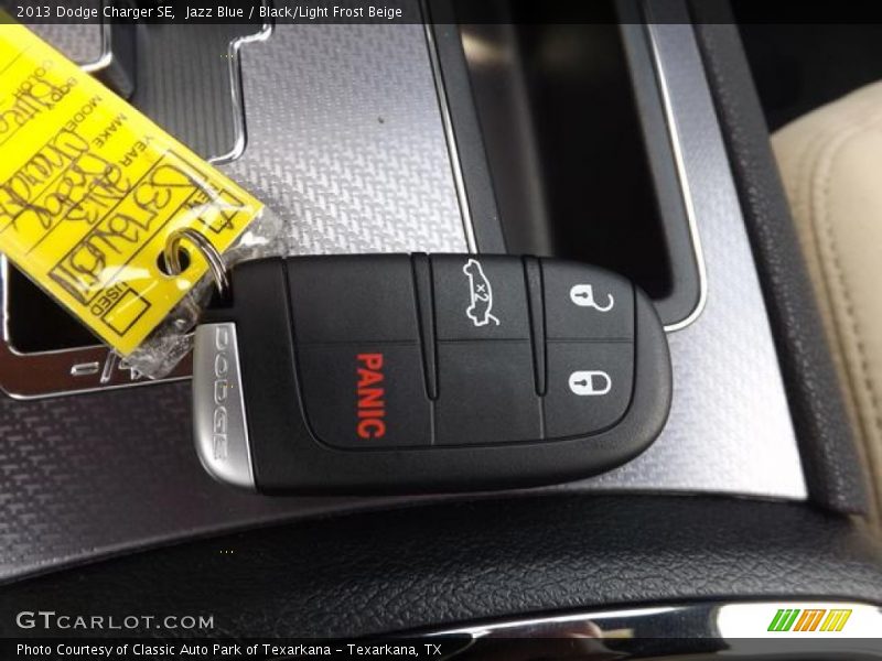 Jazz Blue / Black/Light Frost Beige 2013 Dodge Charger SE