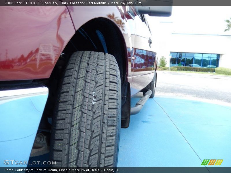Dark Toreador Red Metallic / Medium/Dark Flint 2006 Ford F150 XLT SuperCab