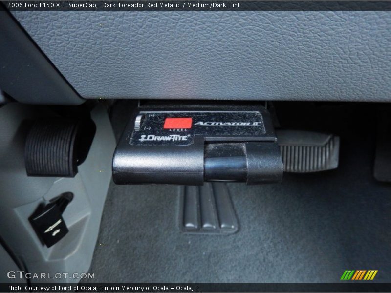 Dark Toreador Red Metallic / Medium/Dark Flint 2006 Ford F150 XLT SuperCab