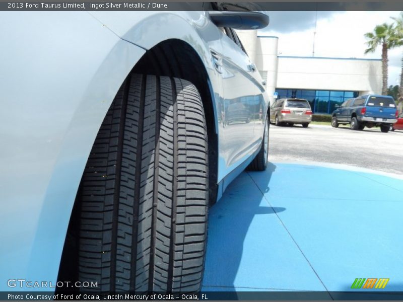 Ingot Silver Metallic / Dune 2013 Ford Taurus Limited