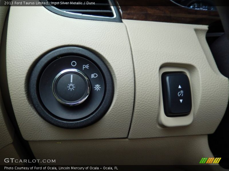 Ingot Silver Metallic / Dune 2013 Ford Taurus Limited