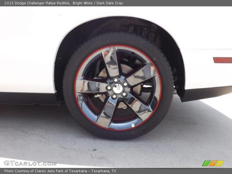 Bright White / Dark Slate Gray 2013 Dodge Challenger Rallye Redline