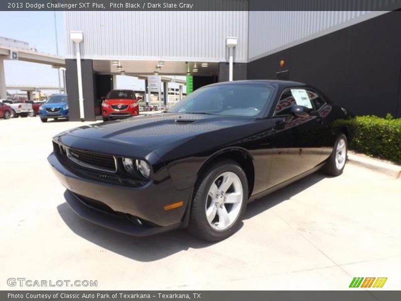 Pitch Black / Dark Slate Gray 2013 Dodge Challenger SXT Plus