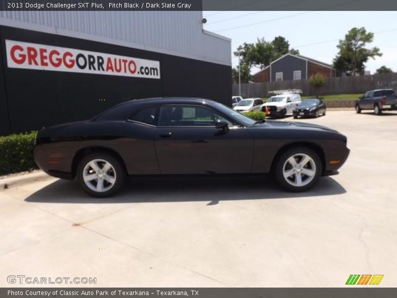 Pitch Black / Dark Slate Gray 2013 Dodge Challenger SXT Plus