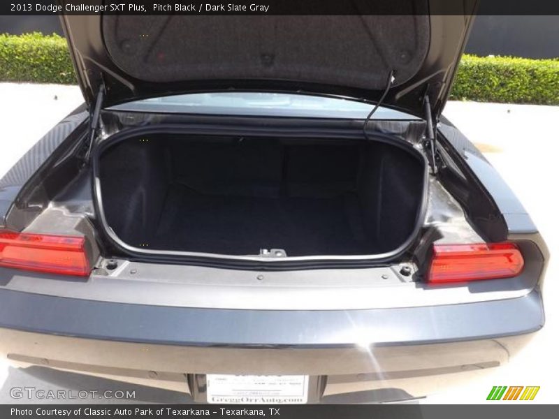 Pitch Black / Dark Slate Gray 2013 Dodge Challenger SXT Plus