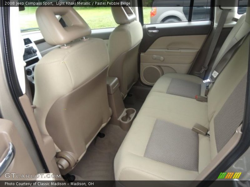 Light Khaki Metallic / Pastel Pebble Beige 2008 Jeep Compass Sport