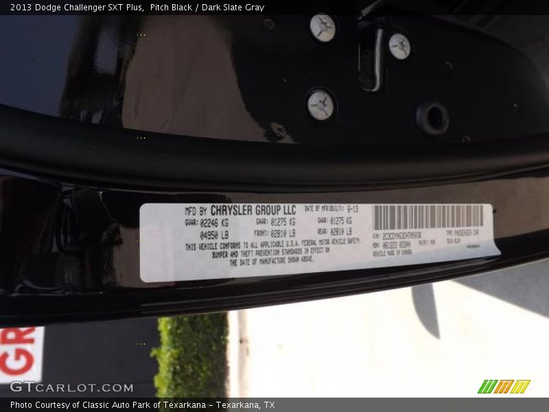 Pitch Black / Dark Slate Gray 2013 Dodge Challenger SXT Plus