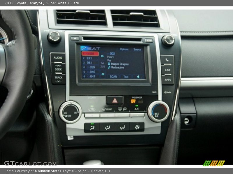 Super White / Black 2013 Toyota Camry SE