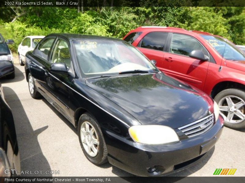 Front 3/4 View of 2002 Spectra LS Sedan