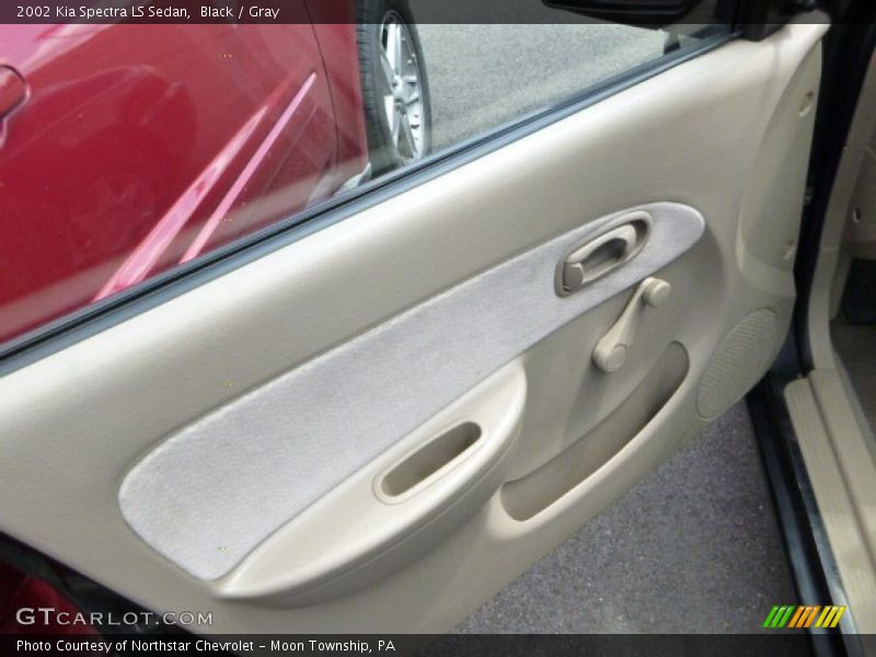 Black / Gray 2002 Kia Spectra LS Sedan