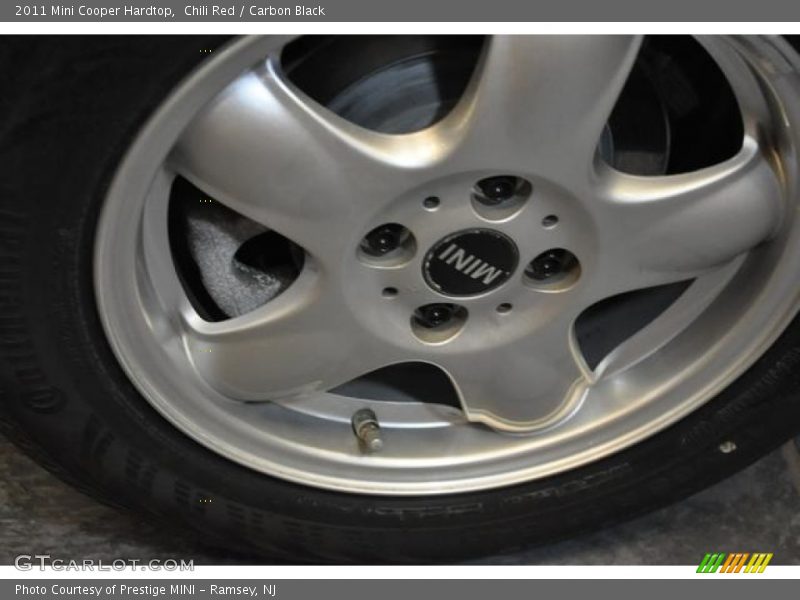 Chili Red / Carbon Black 2011 Mini Cooper Hardtop