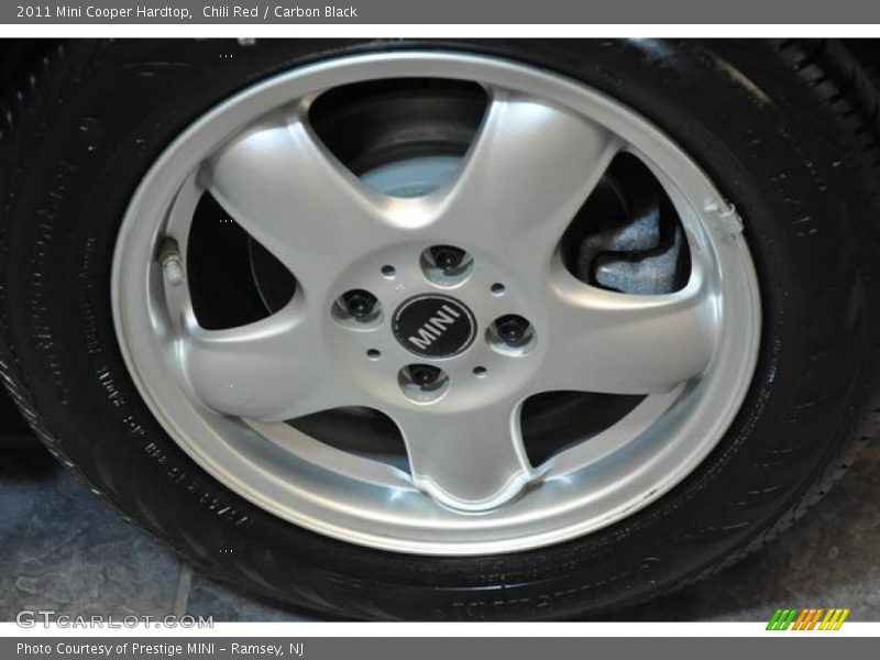 Chili Red / Carbon Black 2011 Mini Cooper Hardtop