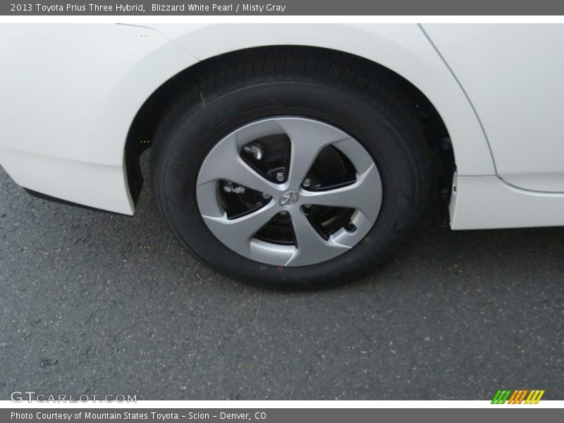Blizzard White Pearl / Misty Gray 2013 Toyota Prius Three Hybrid