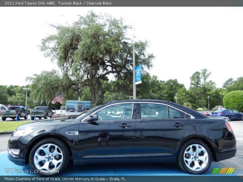 Tuxedo Black / Charcoal Black 2011 Ford Taurus SHO AWD