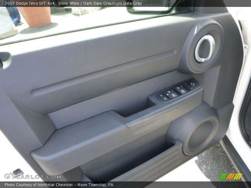 Stone White / Dark Slate Gray/Light Slate Gray 2007 Dodge Nitro SXT 4x4