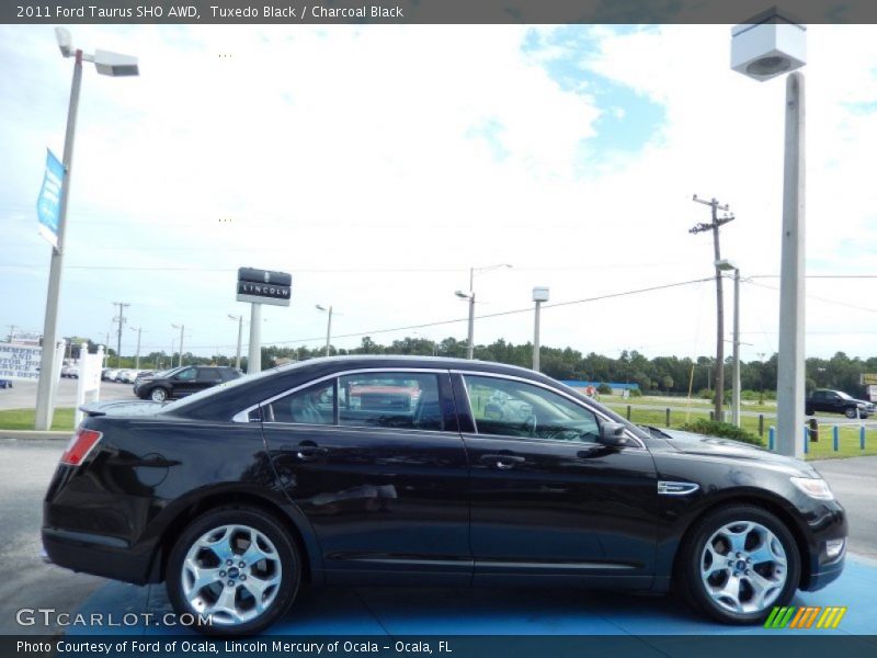Tuxedo Black / Charcoal Black 2011 Ford Taurus SHO AWD